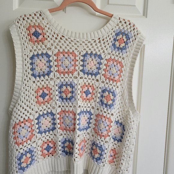 Lucky Brand Women's Granny Square Crochet Vest - Picture 12 of 15